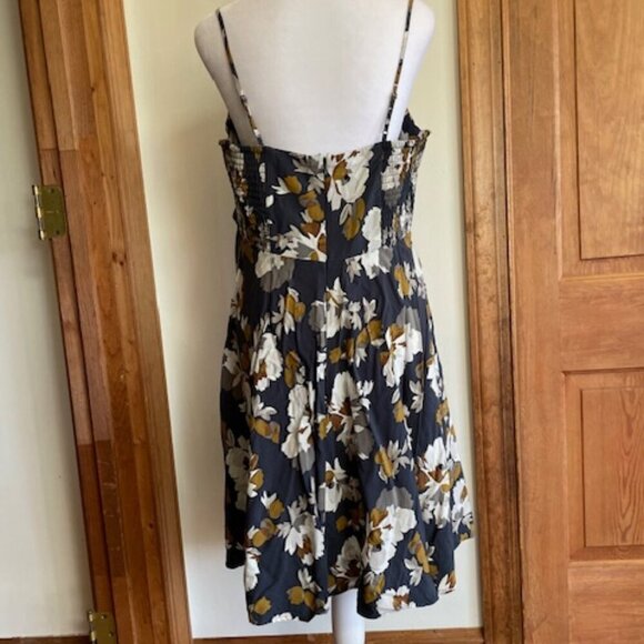 OLD NAVY Woven Cami Grey Floral Defined Waist Spaghetti Strap Dress L - Picture 7 of 16